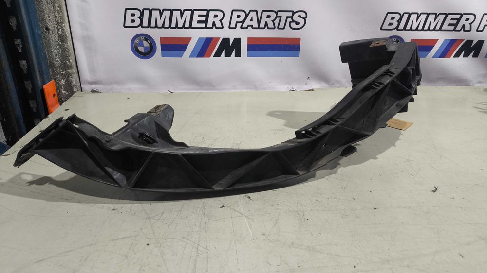Guia Farol BMW Serie 1 (E81/E82/E87/E88) Direito 7120.824