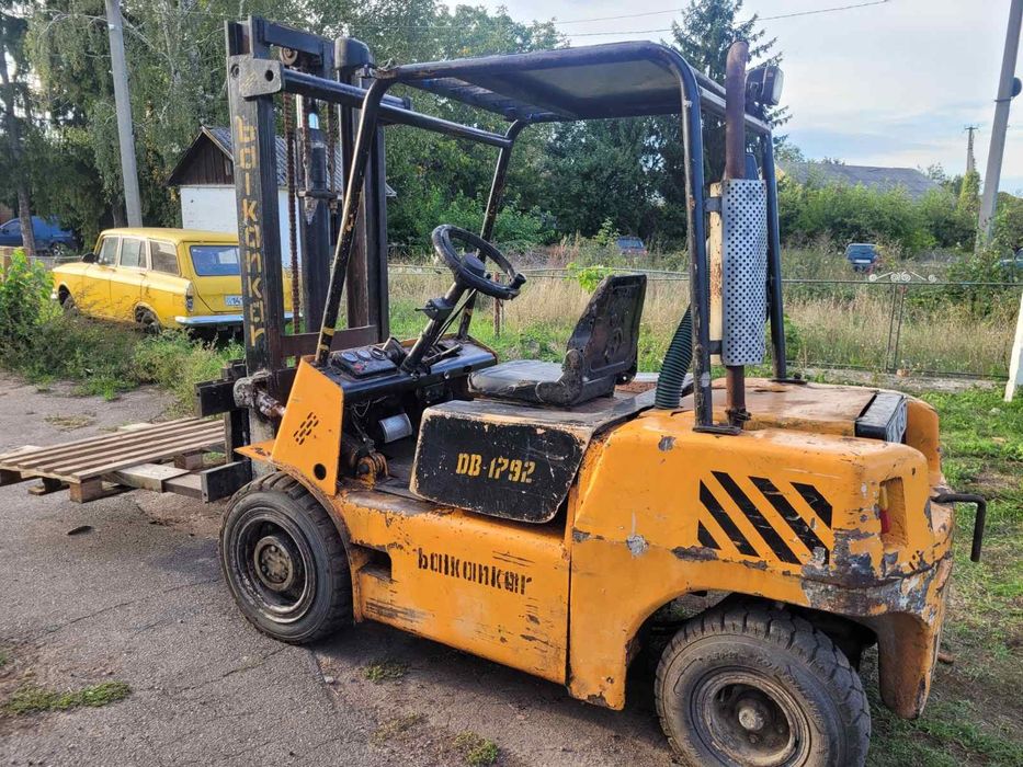 Продам кара погрузчик Балканкар