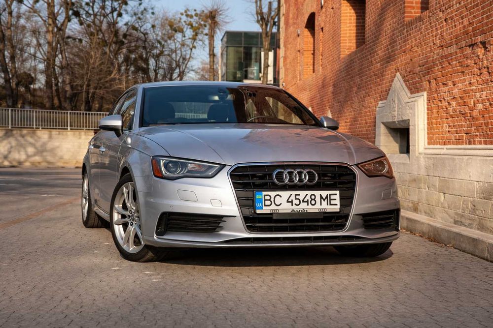 Продаж Audi A3 2015 седан 1,8