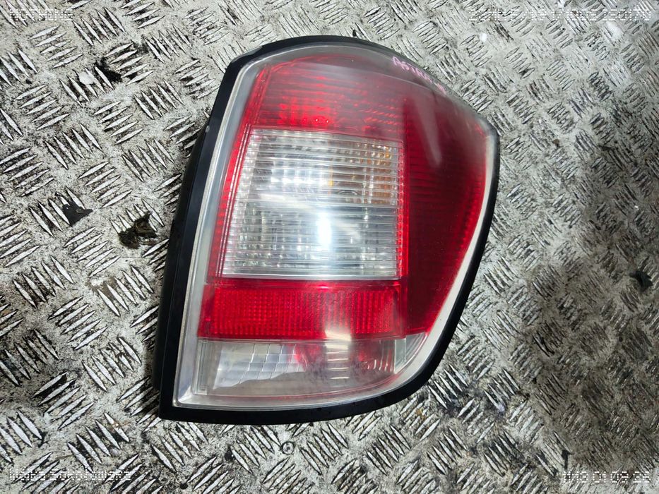 Opel Astra H III 3 Kombi Lampa Prawy Tył Prawa Tylna