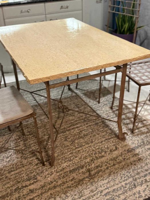 Mesa de refeição com 6 cadeiras