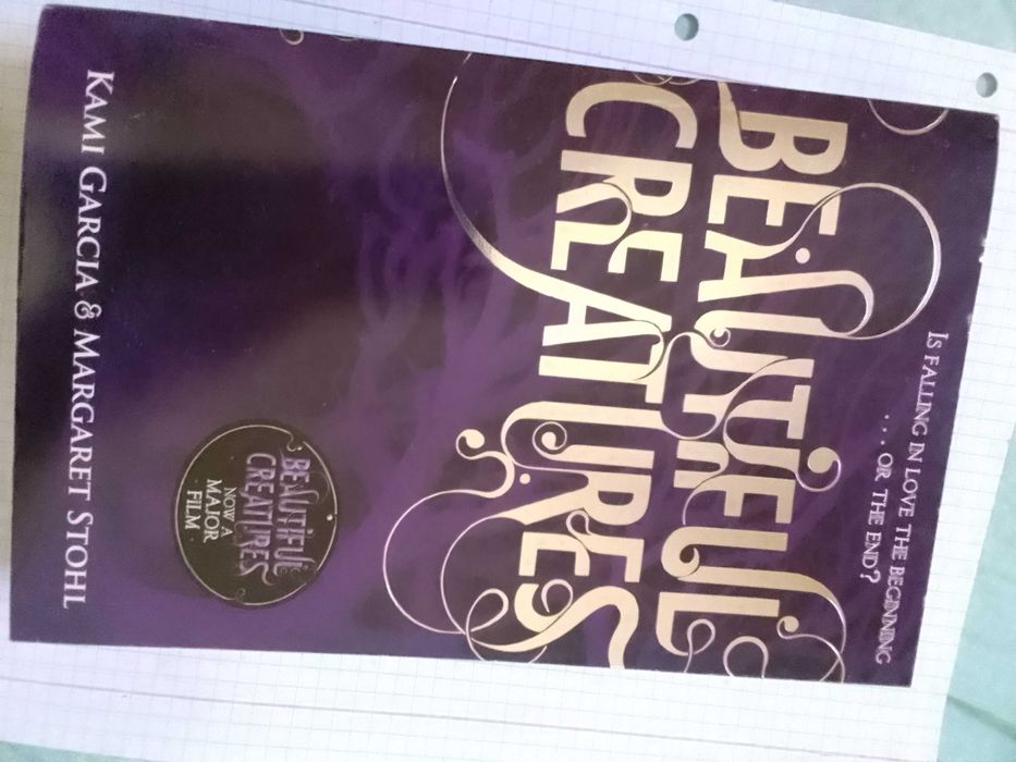 Livro "Beautiful Creatures" de Kami Garcia - EN