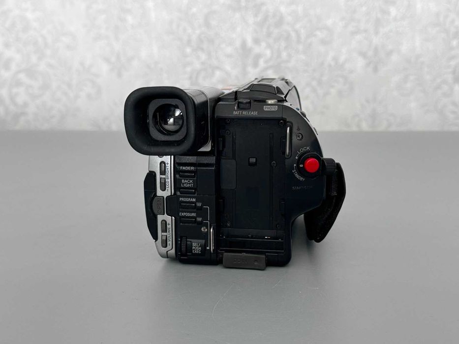 Cyfrowa Kamera Handycam Sony Video8 Hi8 Digital8 DCR-TRV210E TOP