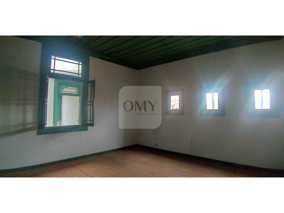 Imóvel Comercial e Habitacional no Centro Histórico de Vila Real