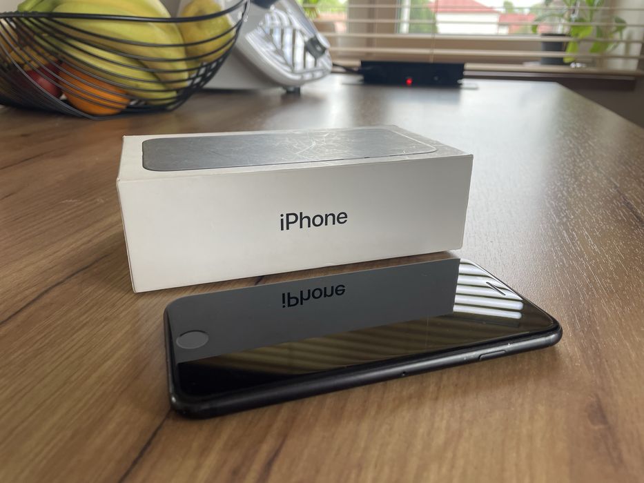 Iphone 7 32gb czarny apple