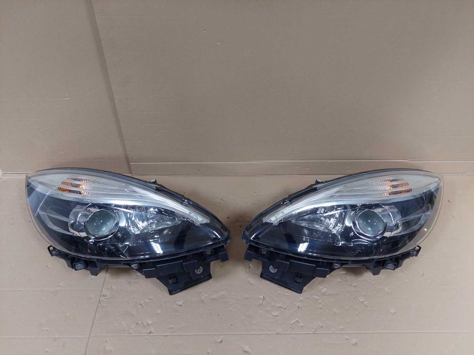 Renault Scenic 3 III LIFT 13-17r lampa przód prawa + lewa H7 EU BDB