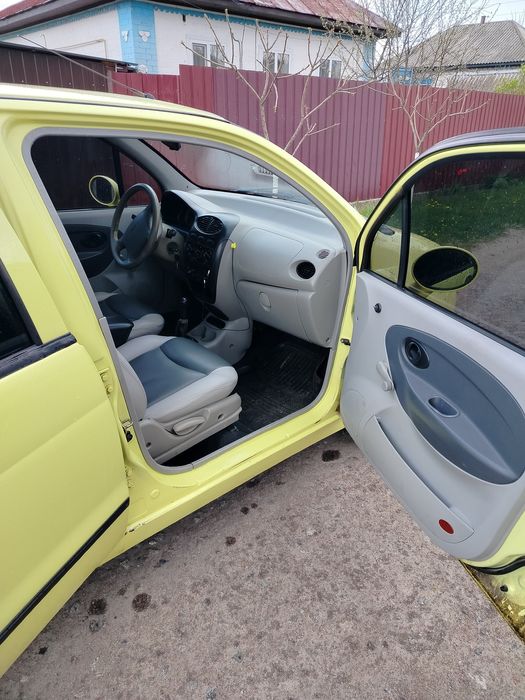 Продам економну автівку