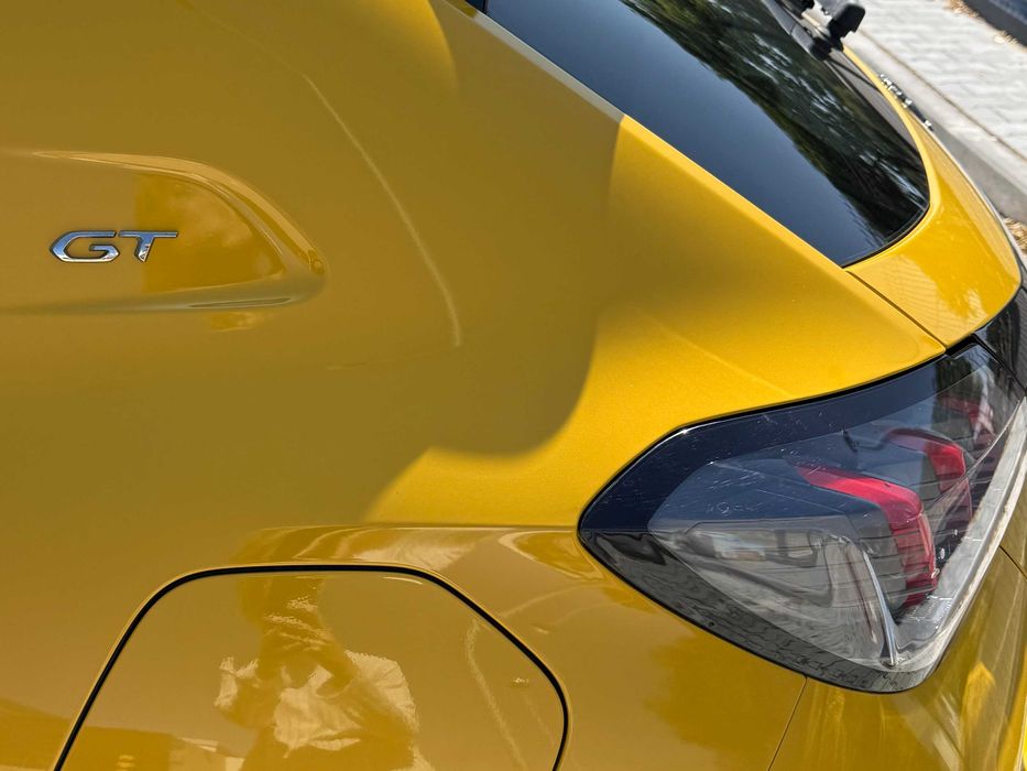 Peugeot 208 GT 2022