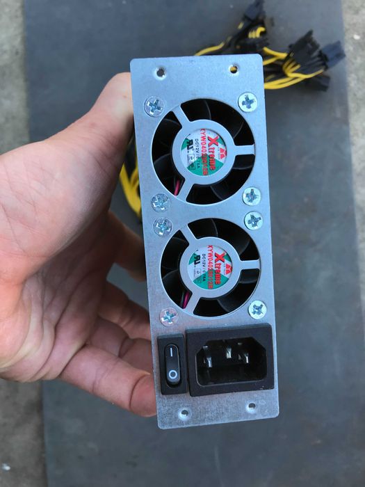 Блок живлення майнінг  Lianli LL2500    12в  200А