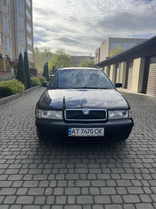 Skoda octavia tour 1.6 mpi