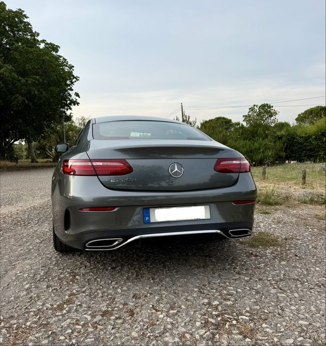 Mercedes E 220d Coupé AMG Line Nacional
