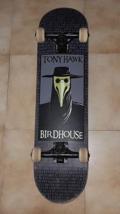 Skate Completo Birdhouse Tony Hawk "Plague Doctor" ("8.0")