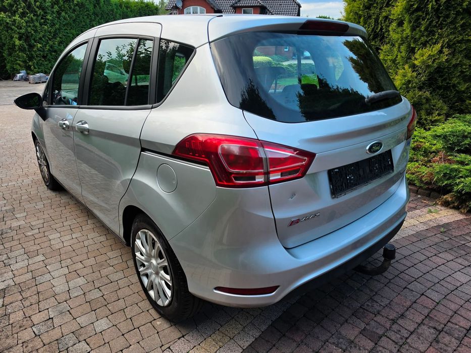 Ford B-MAX Super Stan !!