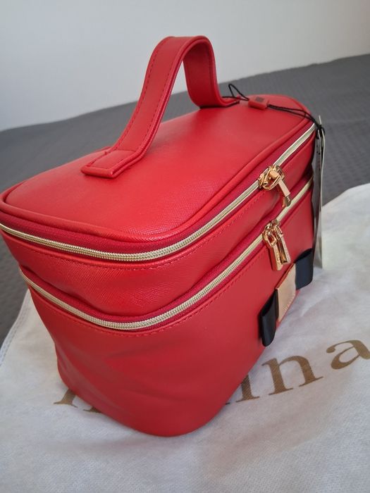 Nowa kosmetyczka Monnari czerwona piętrowa saszetka kuferek