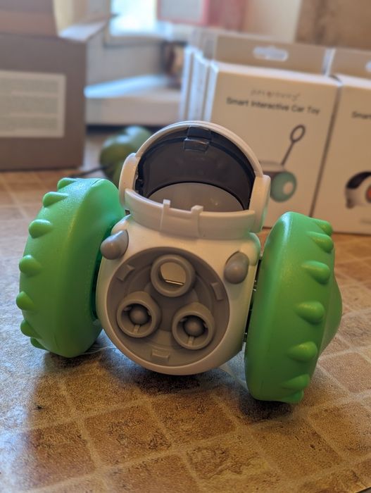 Іграшка робот для собак і котів