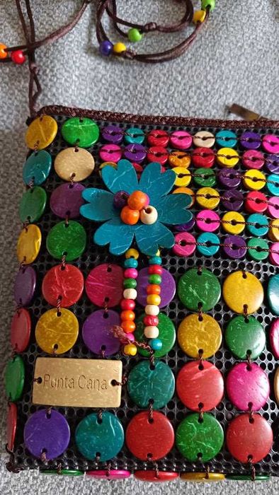 Продаю новую женскую разноцветную мини сумку ручной работы Punta Cana