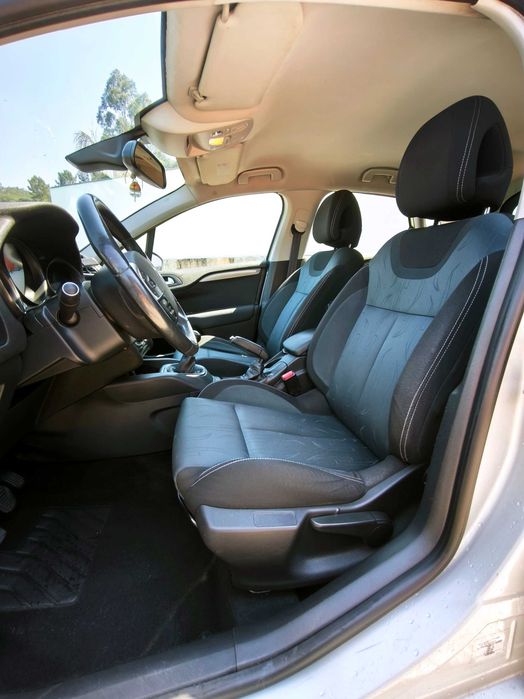 Citroën C4 — fotografia 6