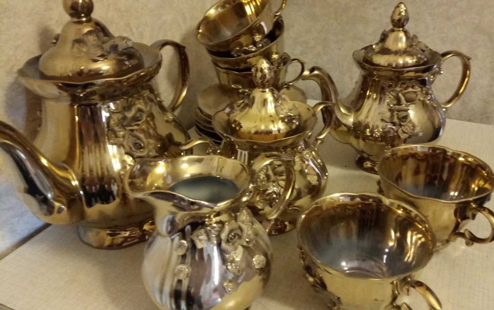 Чайный сервиз на 5 персон.