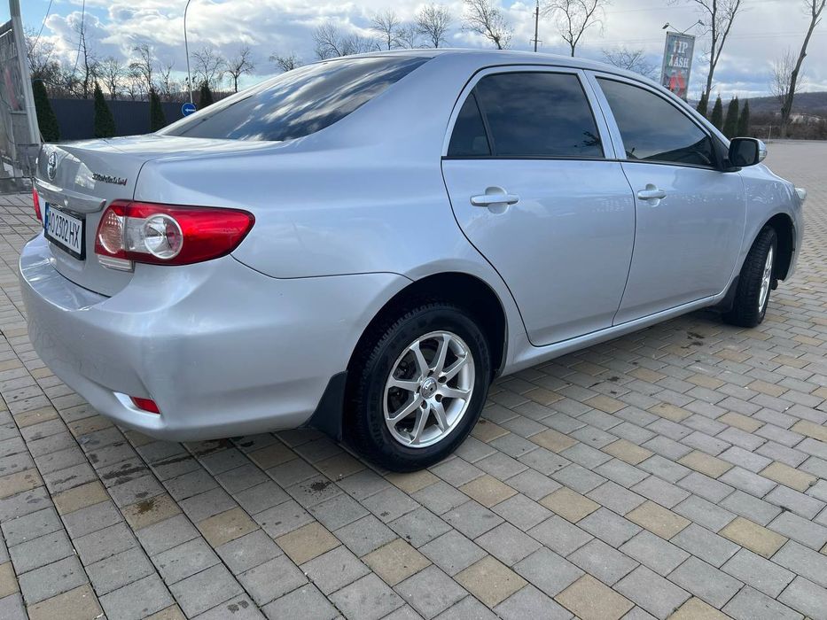 Toyota Corolla 2010 рік 1.3 бензин