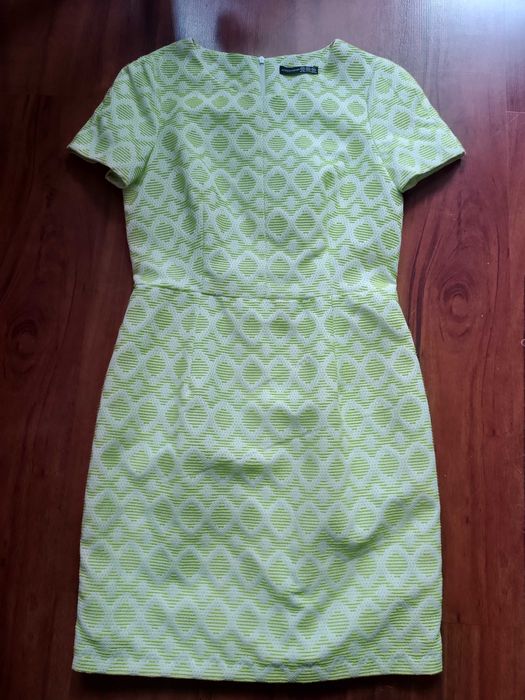 Wizytowa sukienka w geometryczne wzory ok. 152 lub S