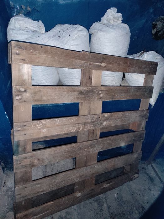 Палета, піддон, поддон 110*110