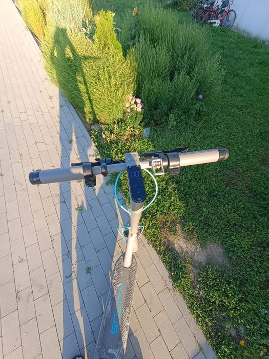 Hulajnoga elektryczna motus, opis