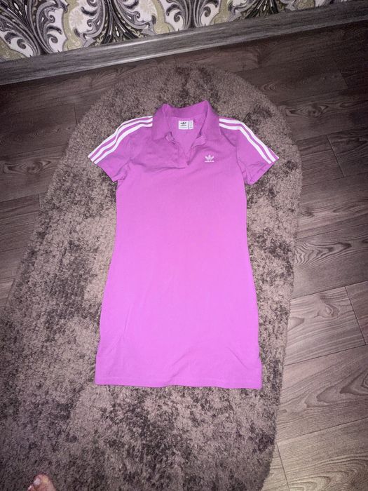 Сукня Adidas.
