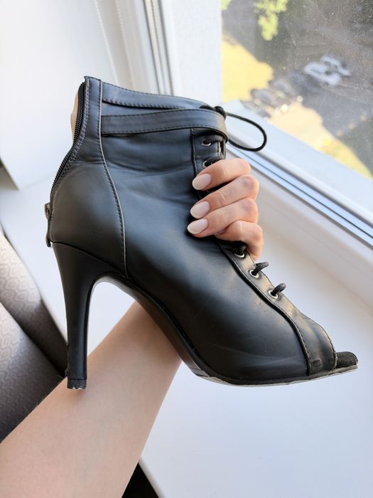 Підбори high heels 9 см каблук