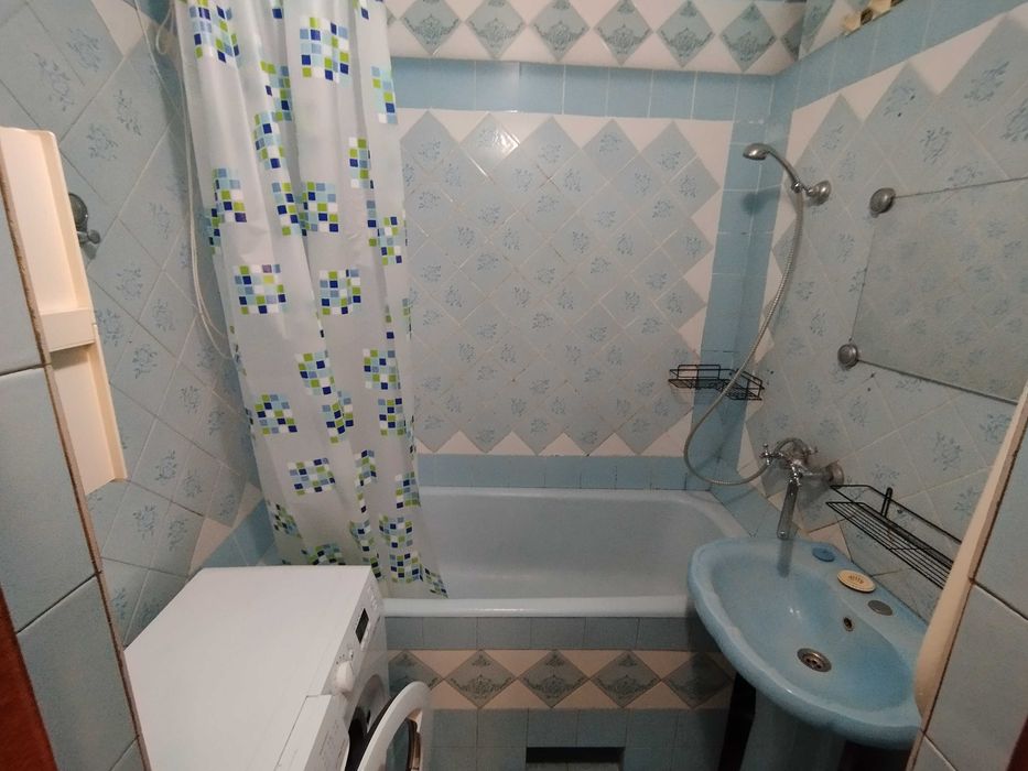 Аренда. 2х.кімн.кв. 54кв.м. 3-й.поверх./12пов.Оболонь. ТЦ “Дрім Таун”.