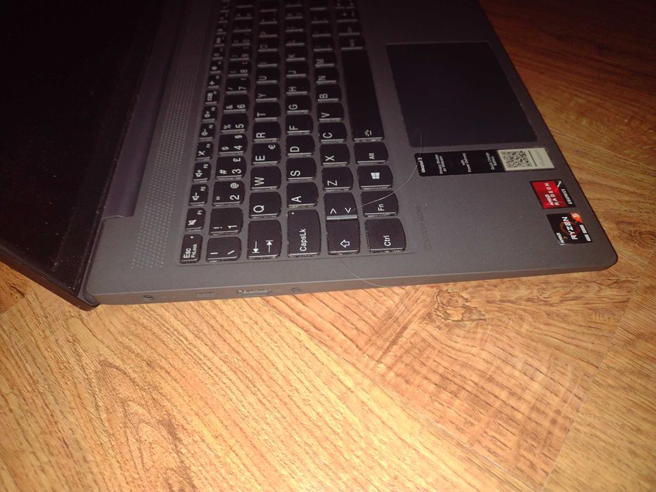 Lenovo Ideapad 5 15ARE05, avaria motherboard