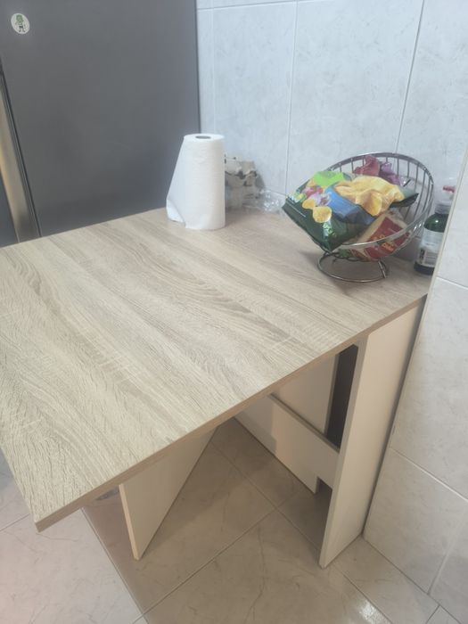 Mesa extensível tipo livro