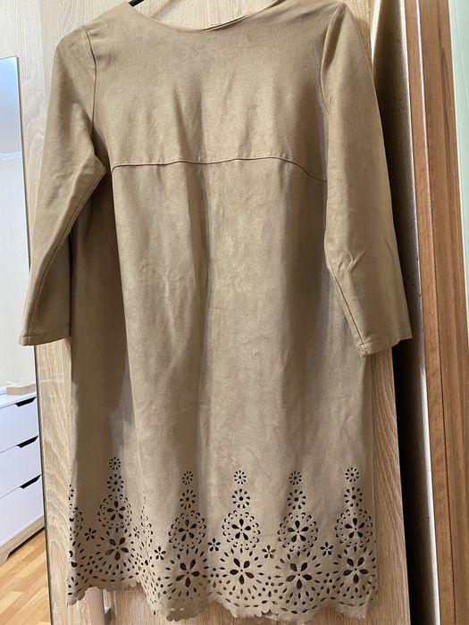 Жіноча сукня замшева . Сукня жіноча . Одяг сукня