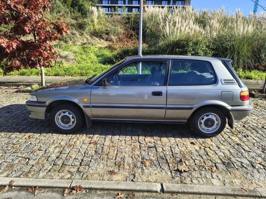 Toyota Corolla XL Coupé 3 portas