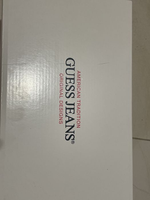 Замшевые кросовки Guess