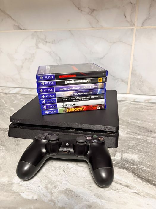 Playstation 4 Slim 1 TB + 7 игр