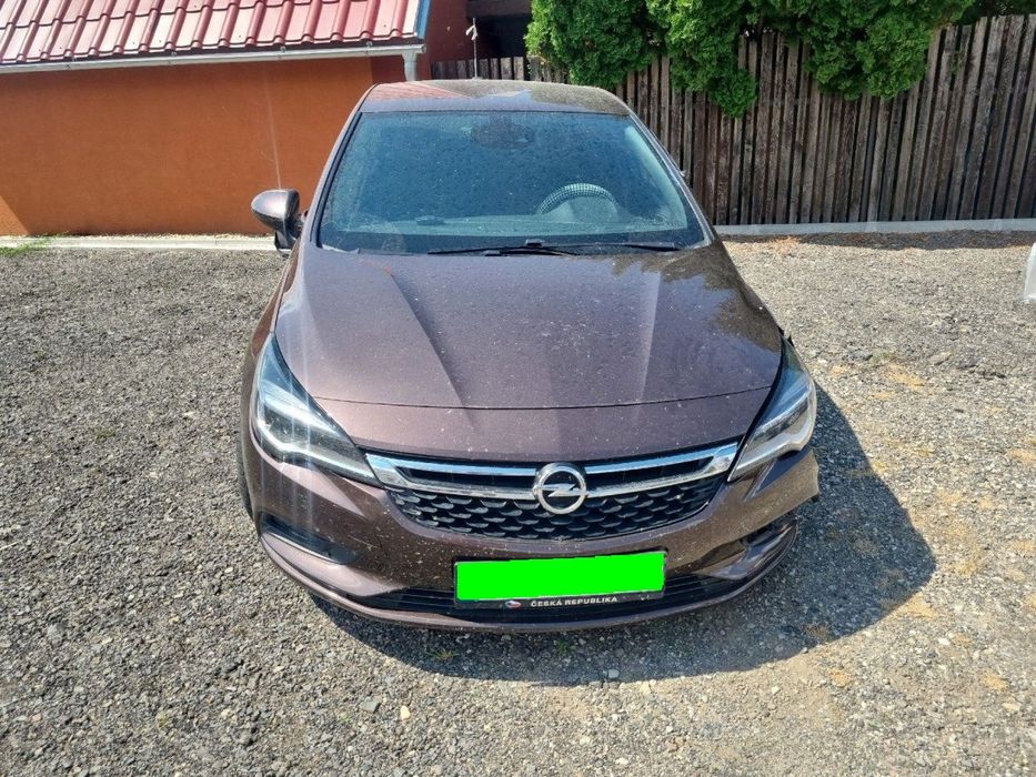 Opel Astra 1.6 biturbo uszkodzony  lewy przód