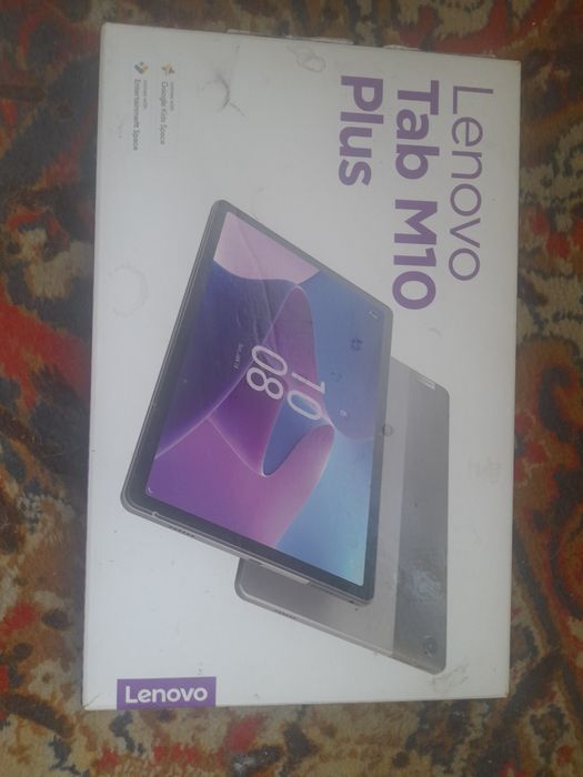 Продам  планшет  леново Таб м10 +
