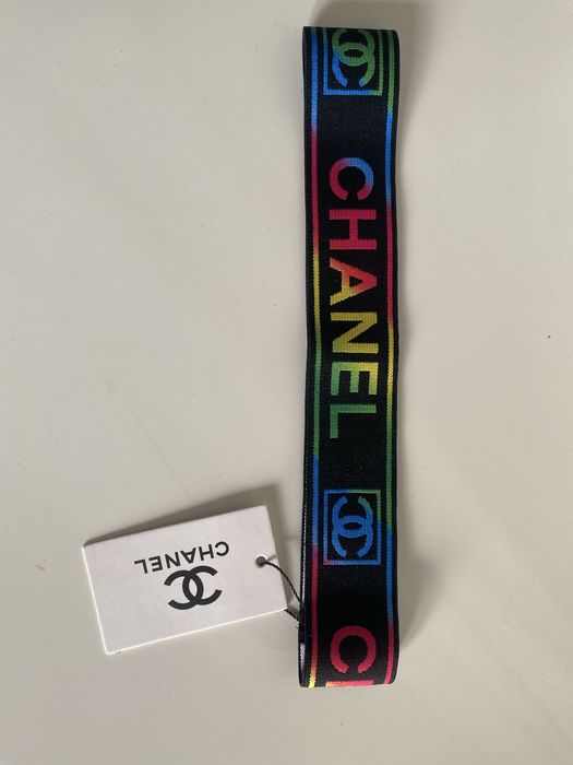 Kolorowa opaska na głowę CHANEL – unikatowa, z metką