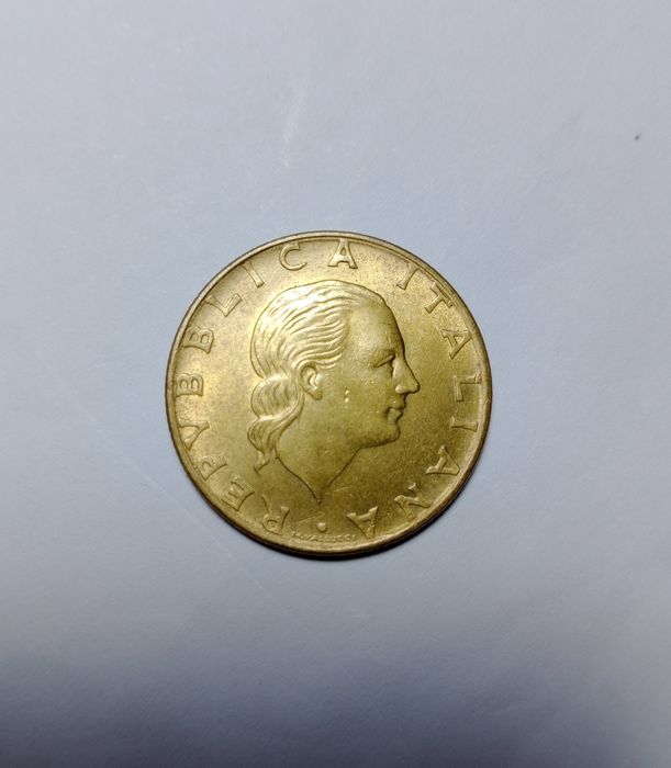 Moeda 200 Liras Itália 1982