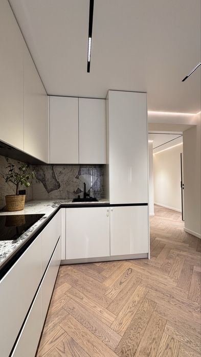 Боздош. Продаж 2-х кімнатної. Шо 75 м.кв.