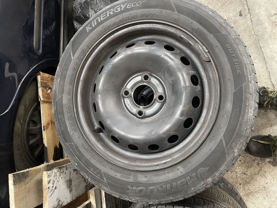 Jantes com pneus 4x100