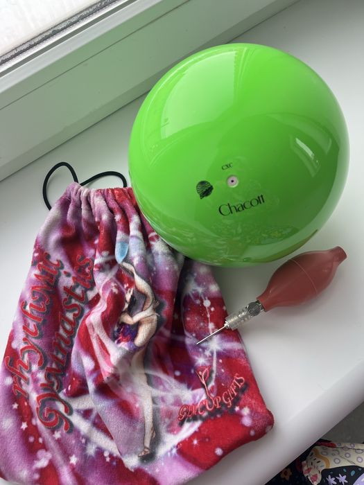 Мʼяч дя художньої гімнастики chacott 18,5