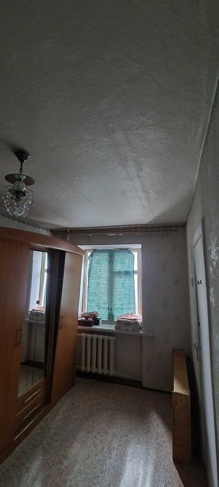 Продаж 3к квартири 56 кв. м на вул. Космонавтів