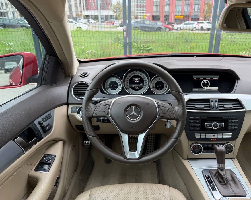 Mercedes-Benz C 250