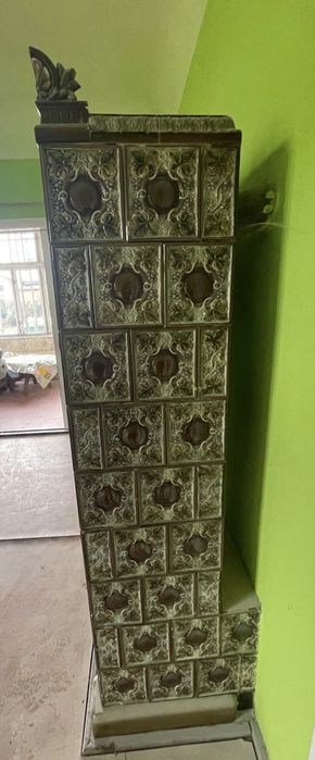 Zdobiony piec kaflowy