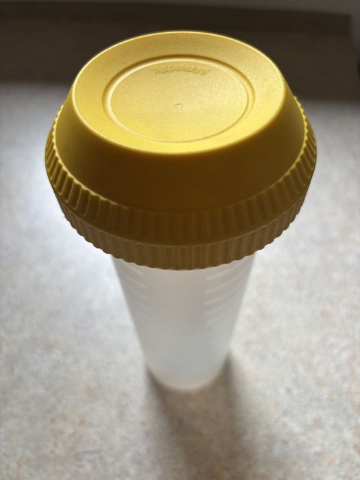 Pojemnik Tupperware Maxi Mix Shaker 750ml