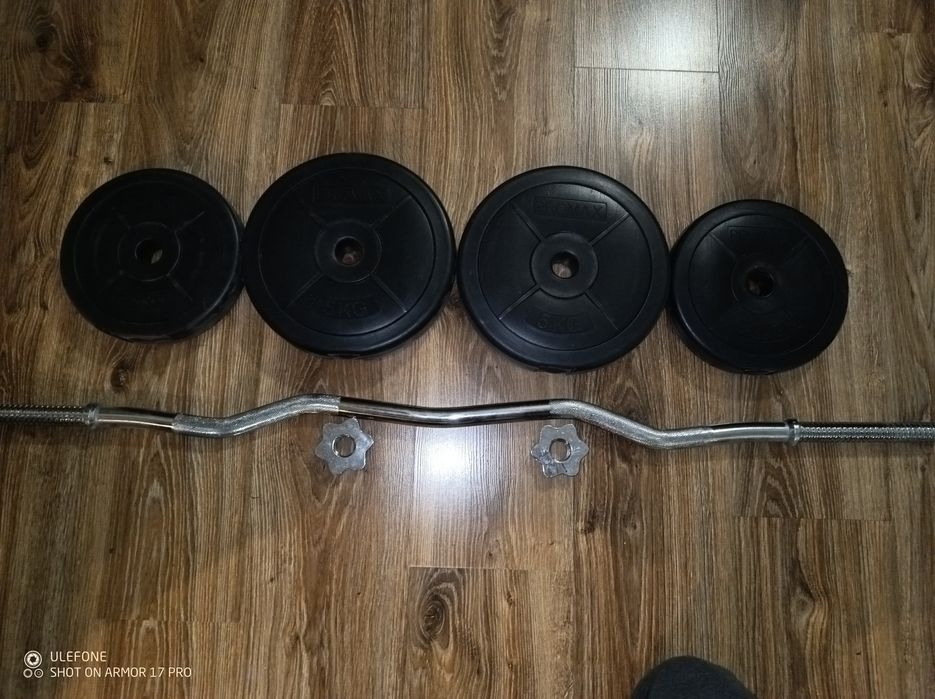 Gryf łamany plus obciążenie 15 kg.