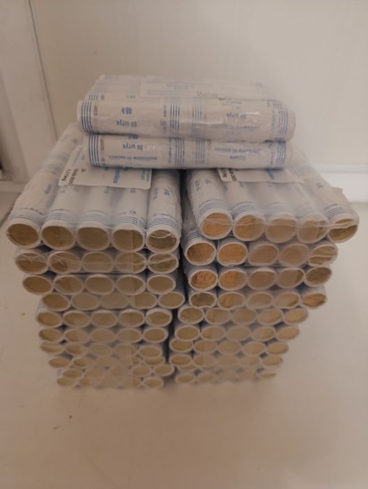 Монети НБУ різні