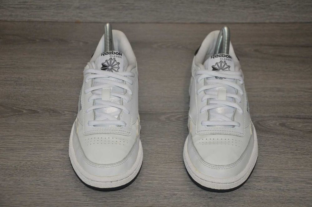 Продам кросівки Фірма Reebok.