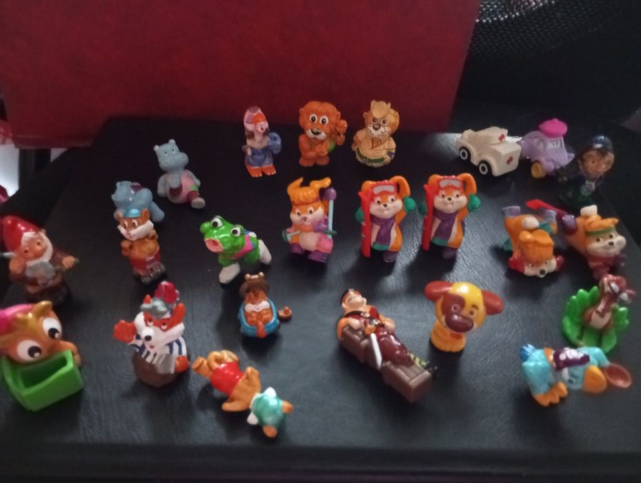 Bonecos Ferrero, MPG, brindes kinder antigos